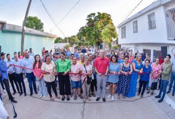 Vecinos de ampliación Burócrata, en Los Mochis, reciben obra de pavimentación