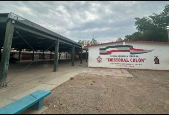 Escuela Cristóbal Colón en Los Mochis no regresa a clases por problemas de drenaje