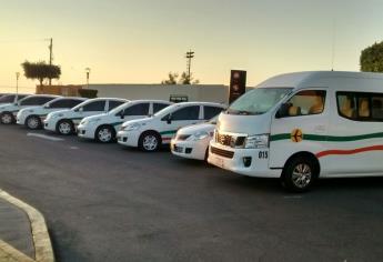 ¿Cuánto cobra un taxi desde el aeropuerto a la ciudad de Los Mochis?