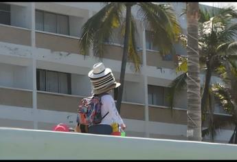 ¿Cuánto cuesta un sombrero de moda en las playas de Mazatlán?