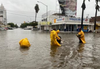 Estas colonias de Los Mochis quedan intransitables tras las lluvias