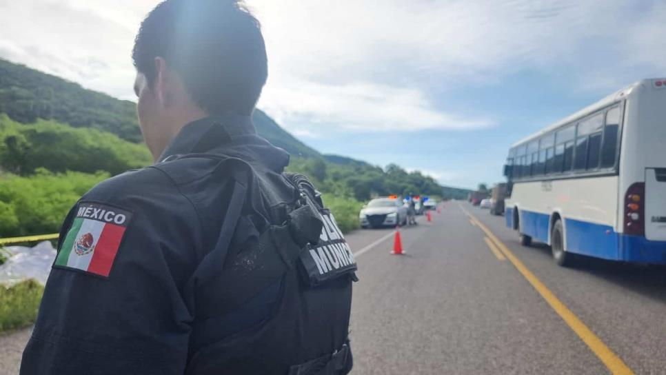 Arrojan cuerpo por la México 15, entre La Campana y Agua Salada de Pericos, Mocorito