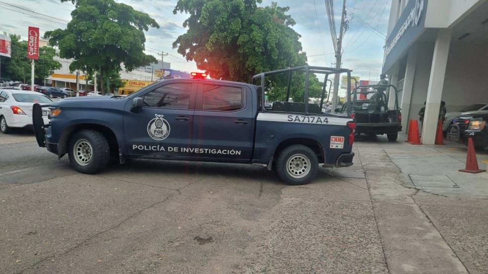 En un fuerte operativo trasladan a la FGR al detenido por elementos por las fuerzas especiales en Culiacán