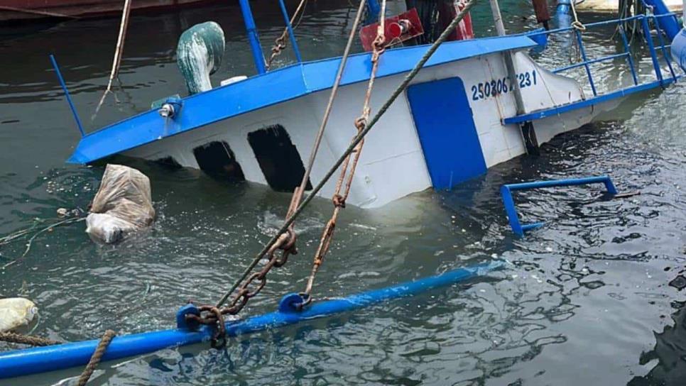 Muere soldador tras hundirse barco en el Puerto de Mazatlán