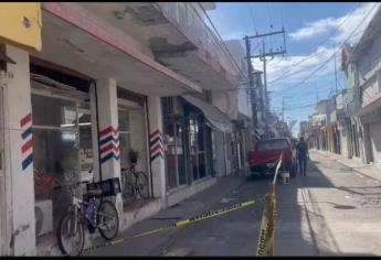 Marquesina está en riesgo de colapsar en el centro de Los Mochis