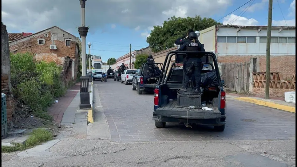 Familias de La Rastra inician su regreso a la comunidad, confirma Dirección de Seguridad Pública de El Rosario