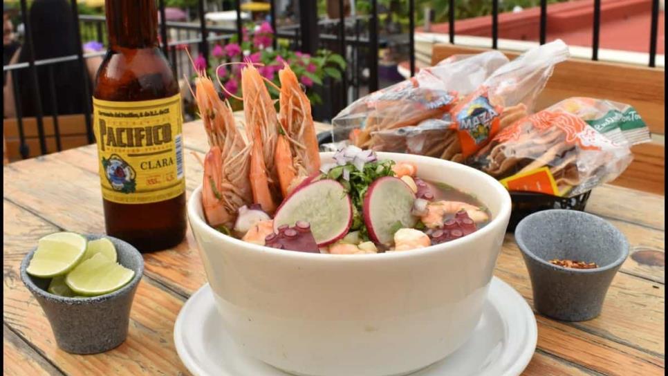 Fiestas patrias con un pozole ¿de camarón? En este restaurante lo puedes encontrar y es ¡Riquísimo!