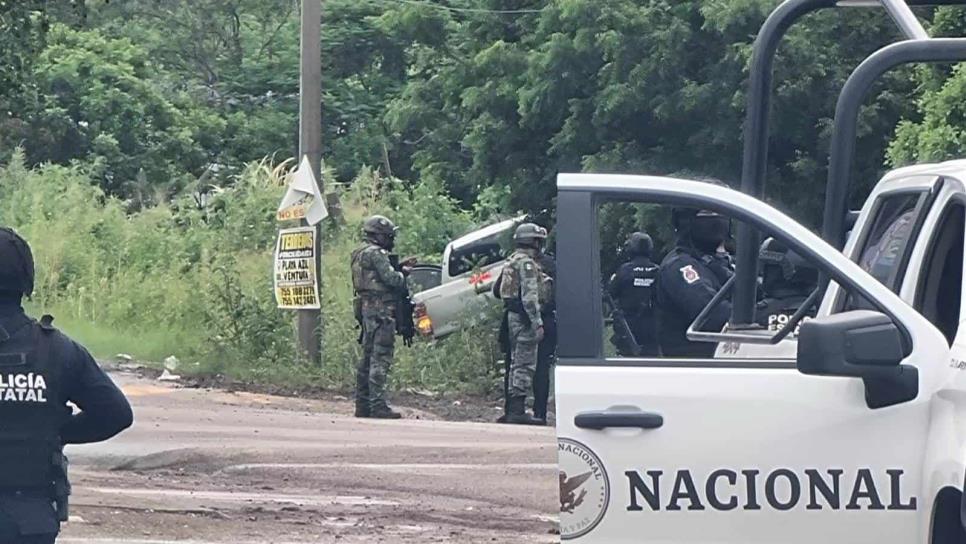 Se enfrentan militares y civiles armados en el poblado de Bellavista de Culiacancito