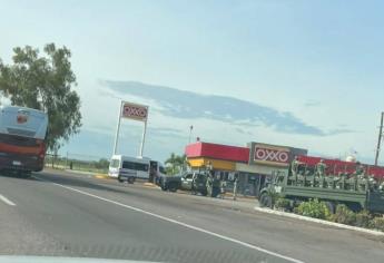 Aseguran tres camionetas por la Maxipista; una de ellas estaba blindada