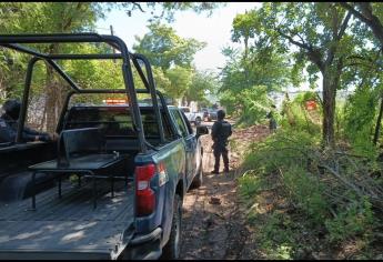 Desnudo y amarrado con cinta encuentran ejecutado a un hombre al sur de Culiacán