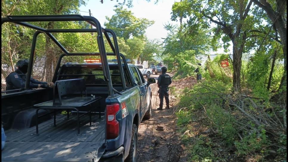 Desnudo y amarrado con cinta encuentran ejecutado a un hombre al sur de Culiacán