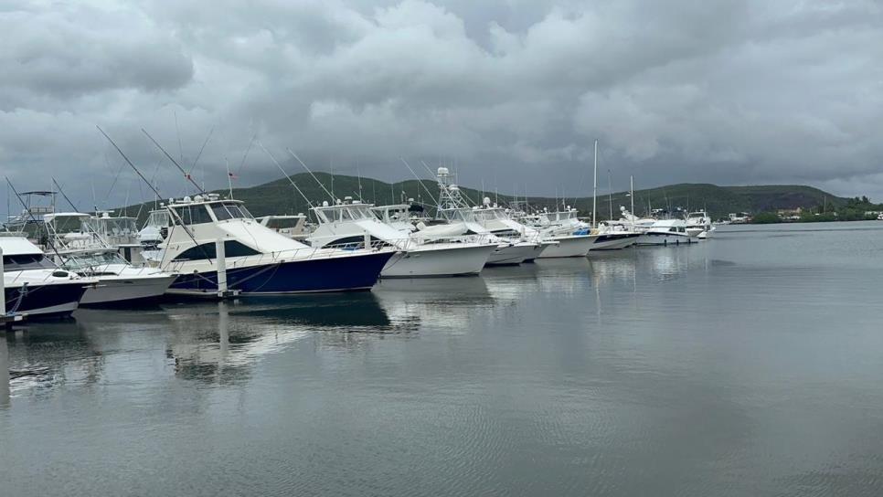 Reactivan puerto de Topolobampo tras paso de Ileana