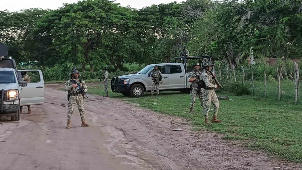 Marina asegura vehículos, armas y drogas durante un enfrentamiento con civiles armados al sur de Culiacán