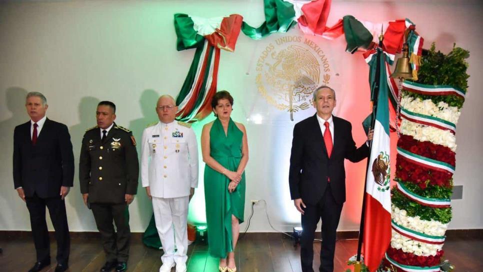 Gerardo Vargas da el Grito de Independencia en Ahome 