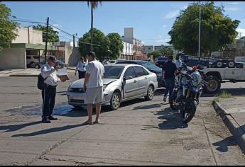 Detienen a sujeto tras choque múltiple e intento fallido de robo de otro carro en Los Mochis