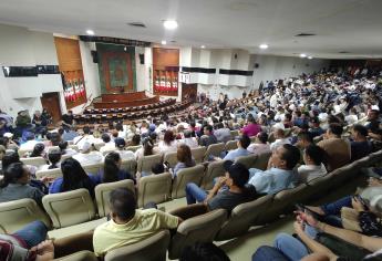 Se suspende sesión en el Congreso del Estado por manifestación de la UAS y falta de quórum