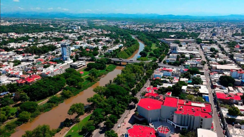 ¿Cuántos restaurantes hay en el Desarrollo Urbano Tres Ríos de Culiacán?