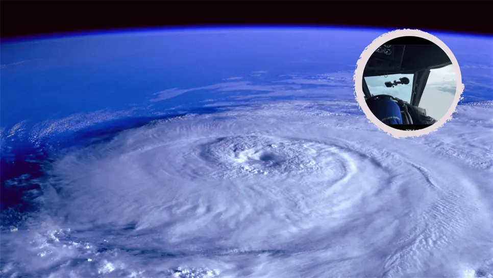 FOTO: Huracán visto desde una avioneta.