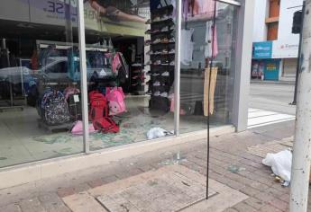 Quiebran cristal y roban tienda deportiva en Culiacán