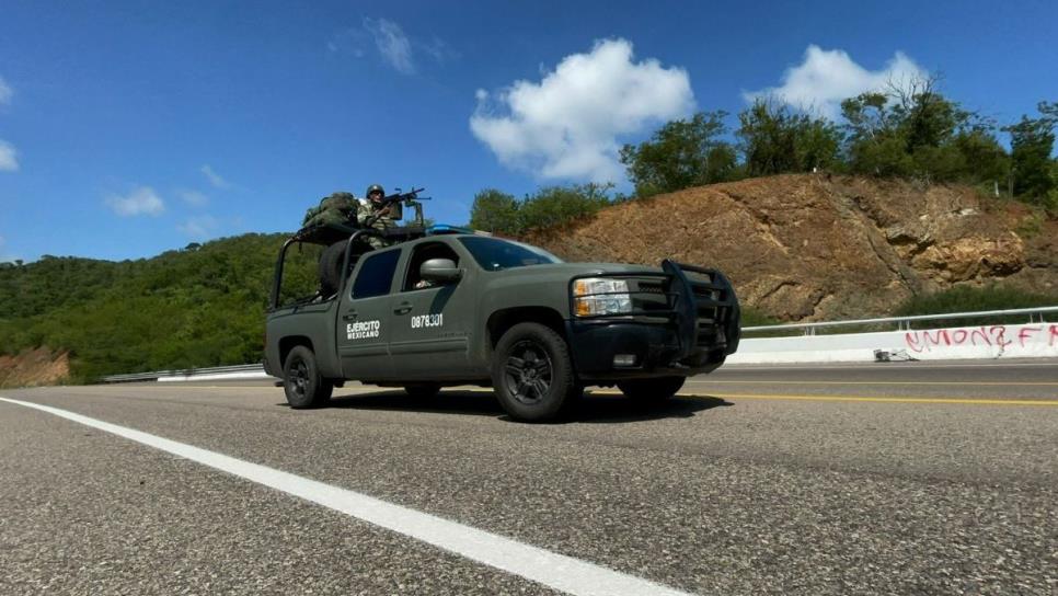 Hallan cuerpo putrefacto de persona en el km 97 de la Mazatlán-Culiacán 