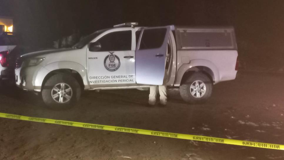 Encuentran asesinado a un hombre empecherado sobre la Maxipista Culiacán-Mazatlán