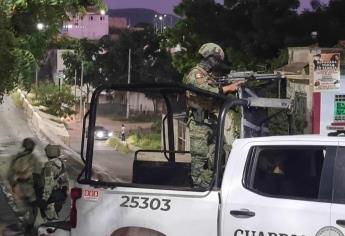 Militares aseguran camioneta en persecución en la colonia Progreso, al sur de Culiacán