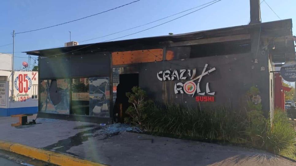 Sujetos armados atacan a balazos y queman local de Sushi en Los Huizaches, Culiacán