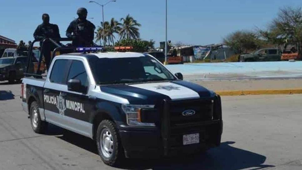 Trabajador muere atropellado por su vehículo cerca de la Presa Picachos, en Mazatlán