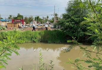 Localizan muerto a un hombre dentro de un canal de riego al sur de Los Mochis