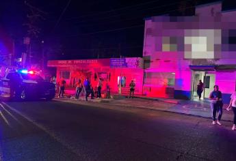 Muere joven tras dar a luz a su bebé en una clínica de Los Mochis, Fiscalía investiga el caso
