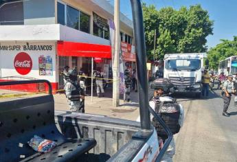 ¡Ya van ocho este sábado!; matan a un joven motociclista en Infonavit Barrancos, Culiacán