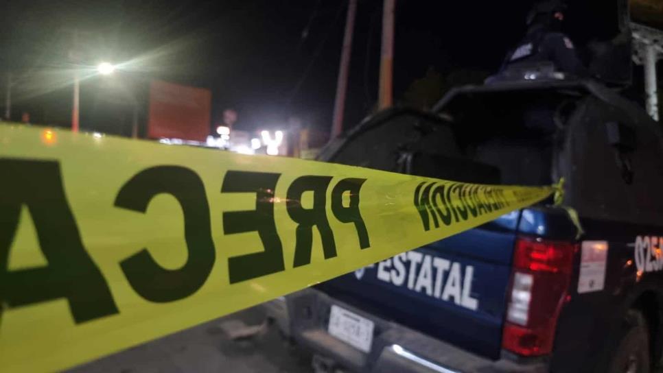 Vecinos encuentran un cuerpo calcinado por la colonia San Isidro en Culiacán