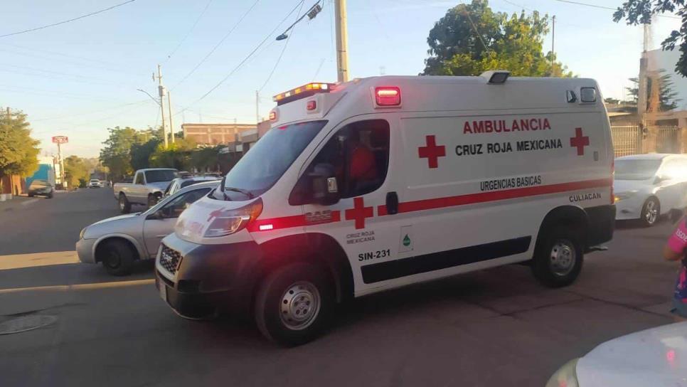 Atacan a balazos a un joven por una de las calles del fraccionamiento Alturas del Sur, Culiacán