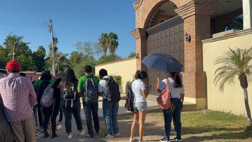 Alumnos indígenas de la UAIM exigen respeto a sus tradiciones en protesta pacífica