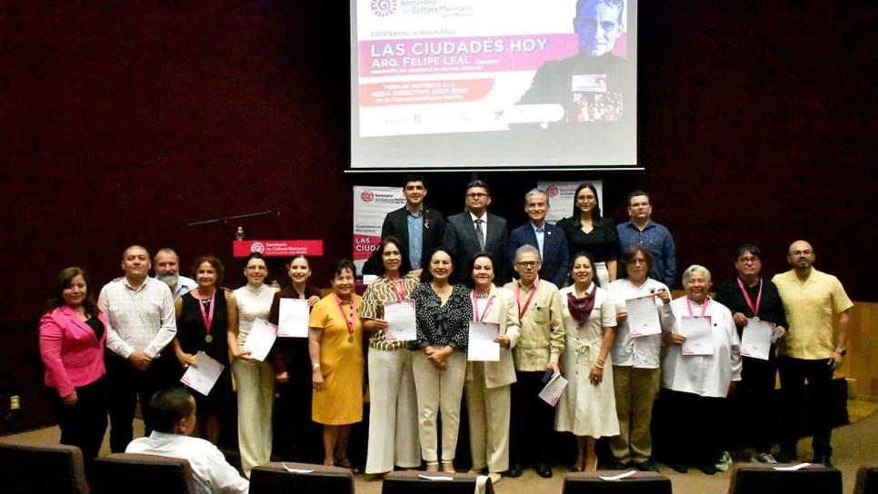 Toma protesta la nueva corresponsalía Los Mochis del Seminario de Cultura Mexicana