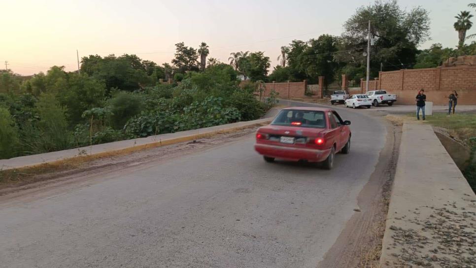 Encuentran cadáver de un hombre asesinado a la orilla de un arroyo en Ayuné