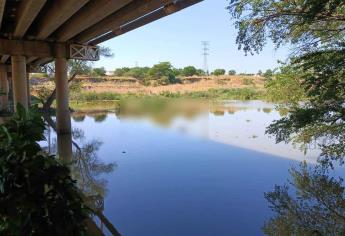 Localizan a una persona flotando en el río Humaya, Culiacán