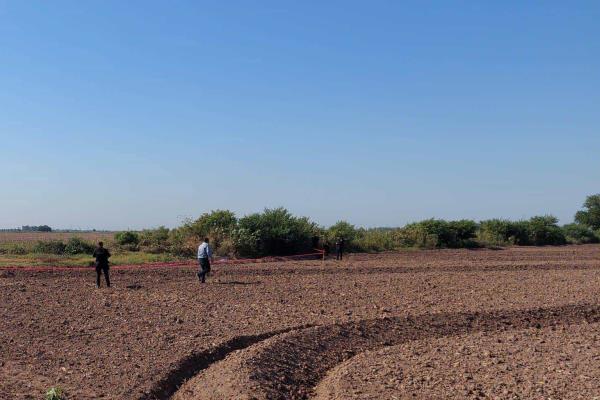 Hallan a un hombre sin vida en un predio agrícola de Goros II en Ahome