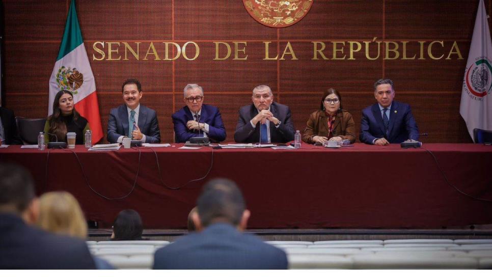 Rocha habla sobre la situación de Sinaloa en el Senado y recibe el respaldo