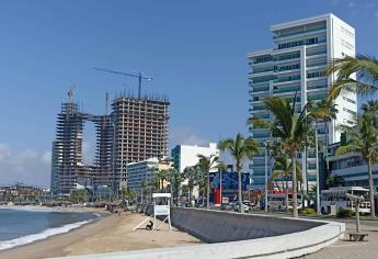 Violencia en Sinaloa afecta al sector turístico de Mazatlán y provoca recortes de personal