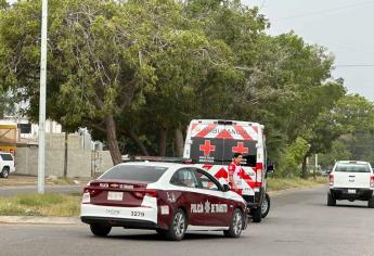 Choque entre motocicletas deja a tres personas lesionadas en Los Mochis