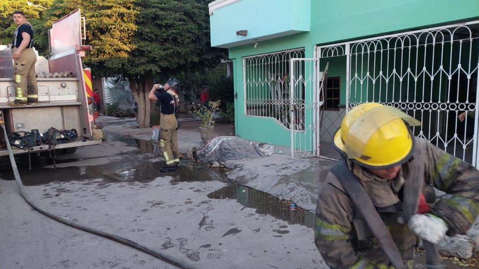 Se incendia taller de carpintería en Los Mochis