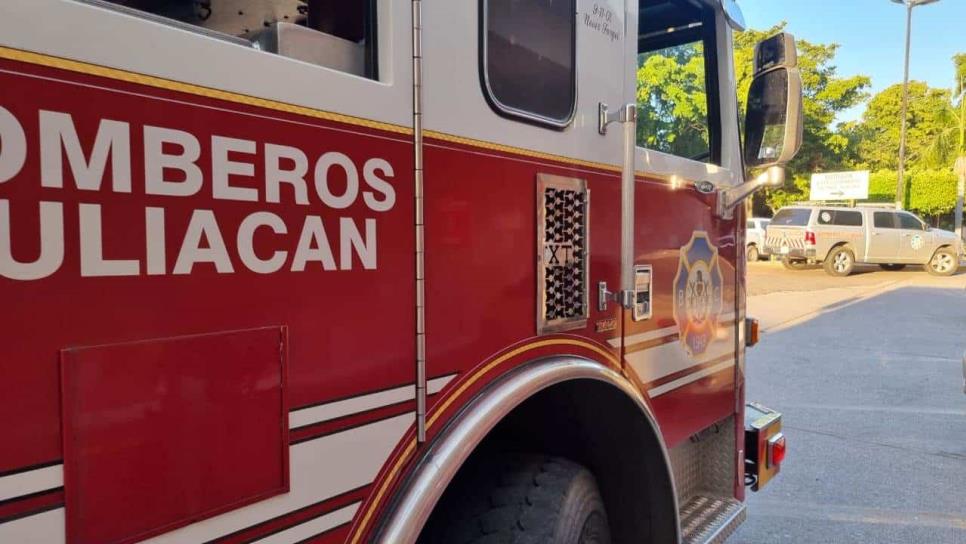 Incendian papelería en Valle Alto, Culiacán; queda destruida