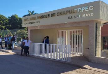 Padres de familia exigen renuncia de la directora de primaria en El Fuerte por violencia y desvío de recursos