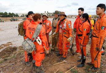 Topos Aztecas son ovacionados por su ayuda y labor de rescate en Valencia, España | VIDEO