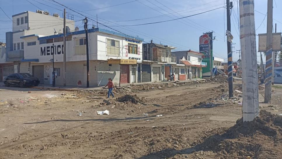 Negocios de la avenida Insurgentes en Mazatlán llevan meses cerrados por trabajos de remodelación