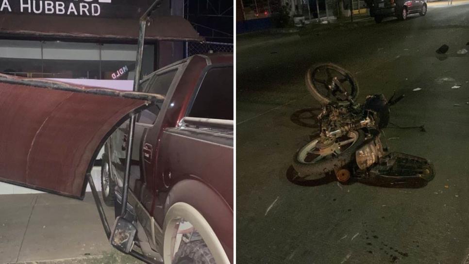 Dos motociclistas se encuentran graves tras ser impactados por camioneta en Los Mochis