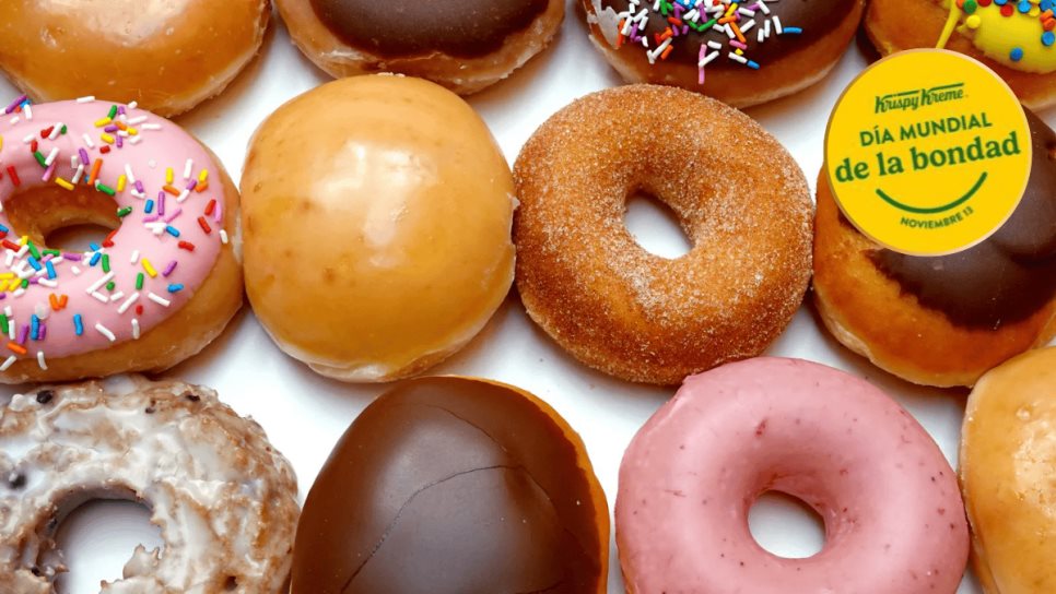 Krispy Kreme regala dos donas por el Día de la Bondad