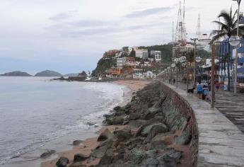 ¿Te puedes bañar en playas de Mazatlán con este clima en pleno noviembre?