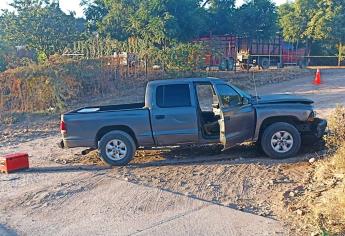 Un joven muerto y una mujer herida tras ser impactados por una camioneta en Guamúchil